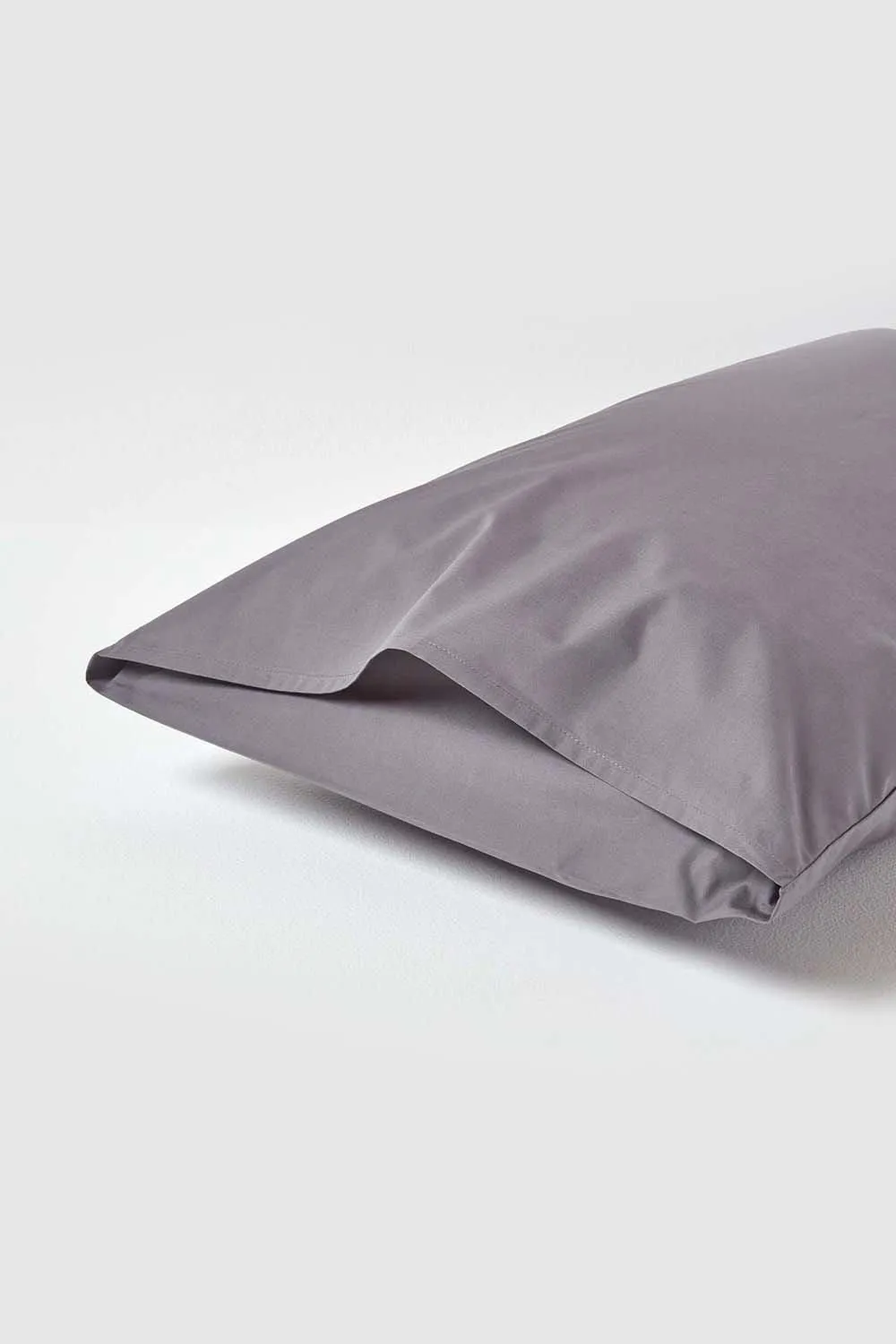 Homescapes Egyptian Cotton Housewife Pillowcase 200 TC, Standard Size in Dark Grey 3