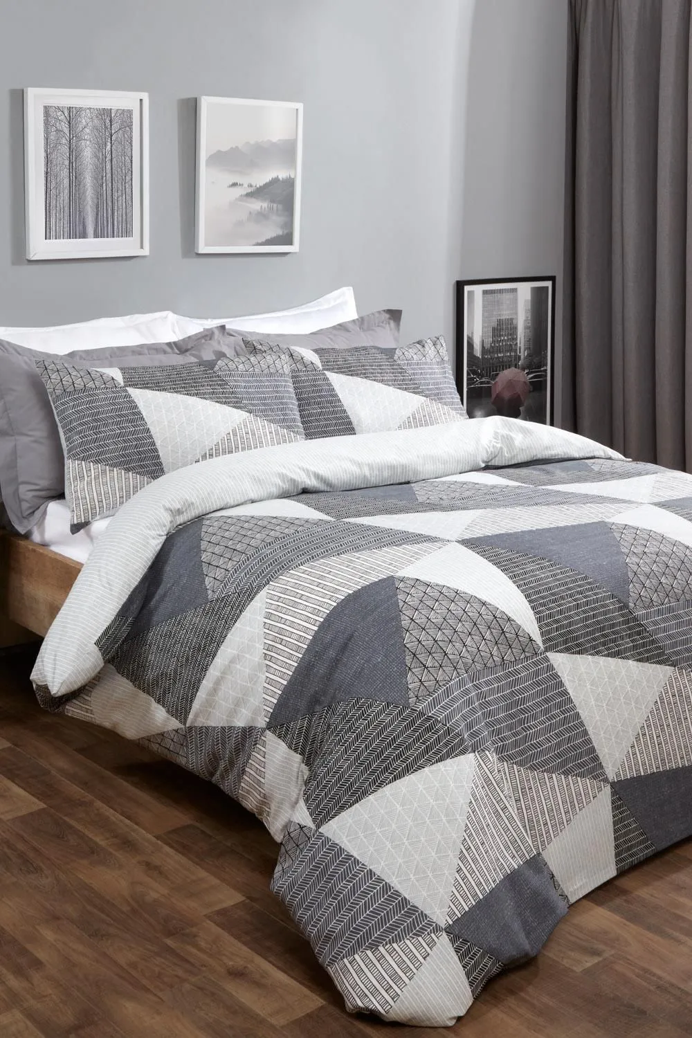 OHS Textured Geometric Duvet Cover with Pillowcase in Grey