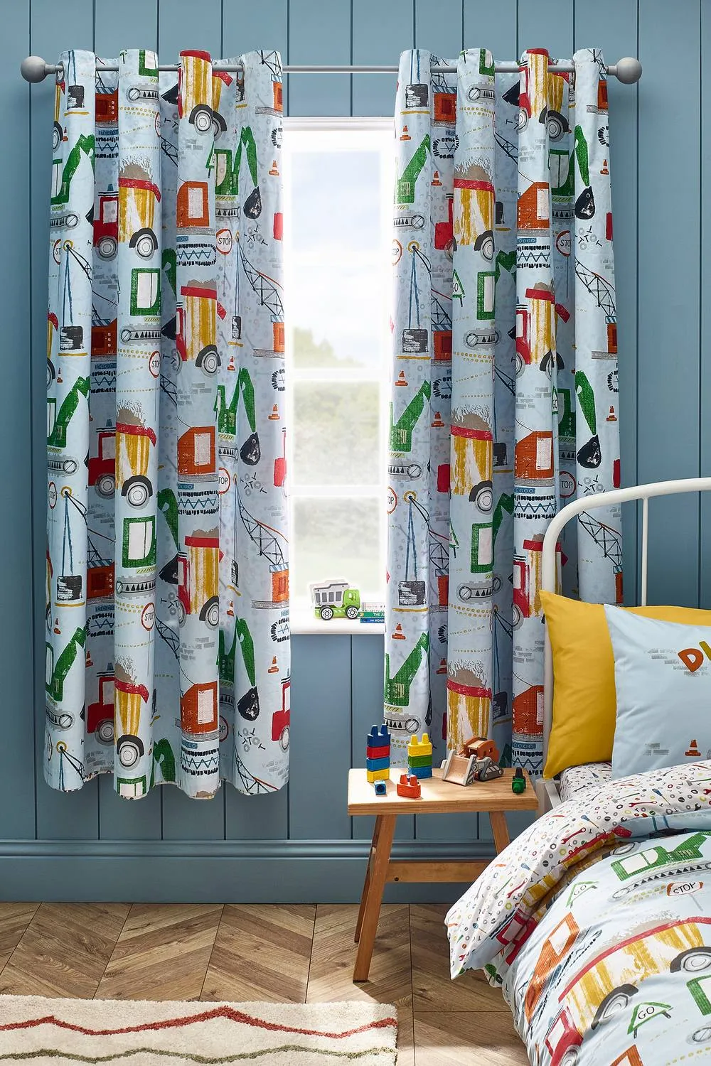 Catherine Lansfield 'Digger Dreams' Fully Reversible Eyelet Curtains in Blue