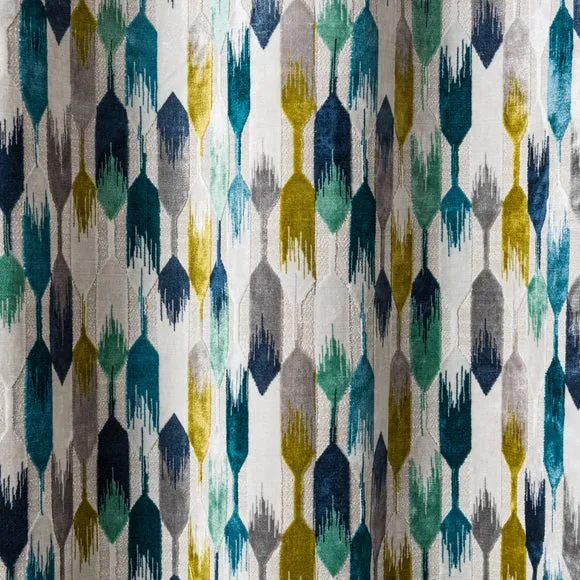 Kelso Cut Velvet Eyelet Curtains 3
