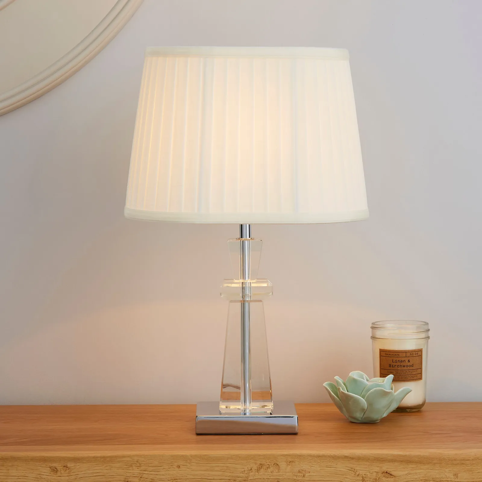Pyramid Cyrstal Cream Table Lamp Cream