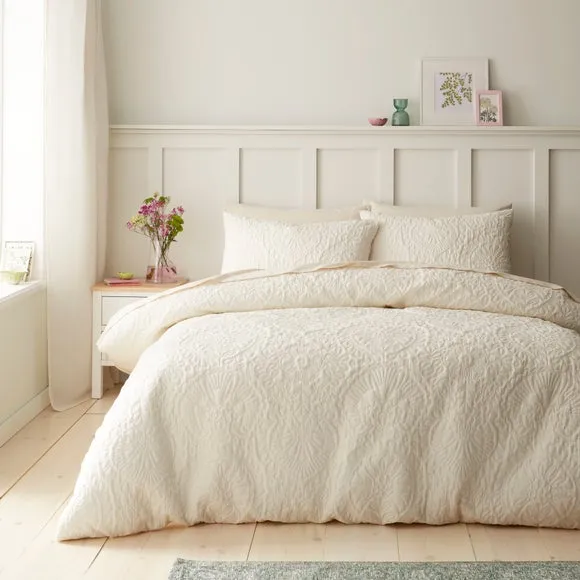 Hani Pinsonic Quilted Duvet Cover & Pillowcase Set