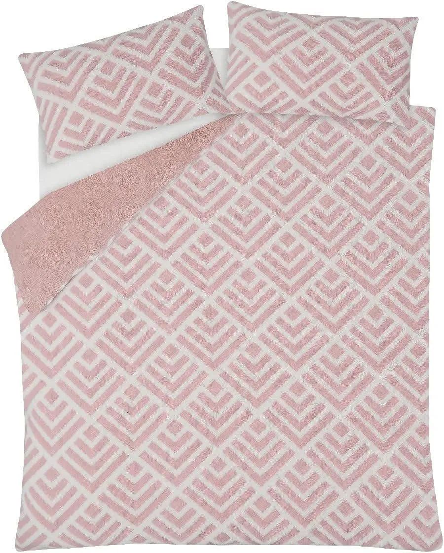Smart Living Luxurious Geometric Jacquard Fleece Duvet Cover with Pillowcases in Pink 4