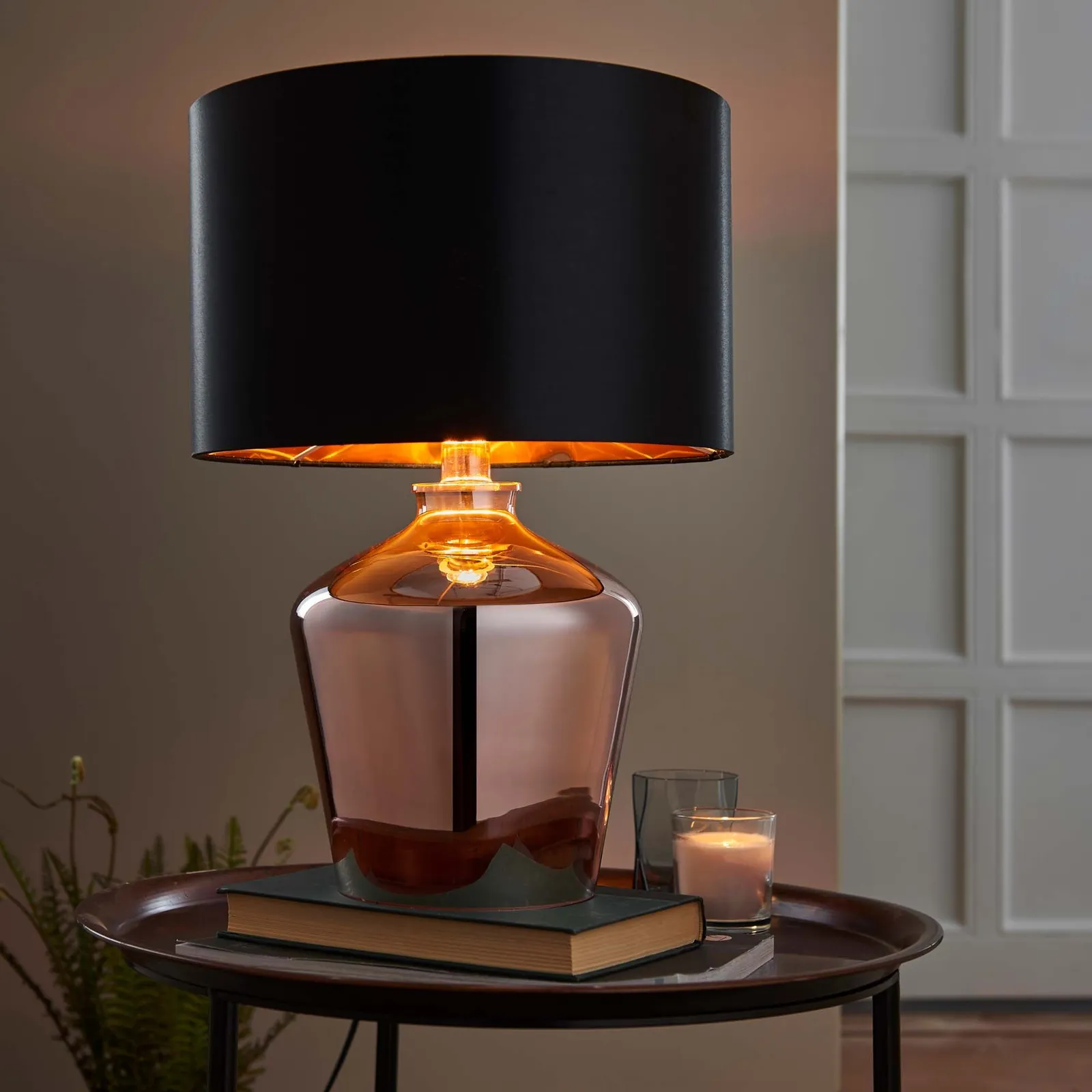 Vogue Courtland Table Lamp 1
