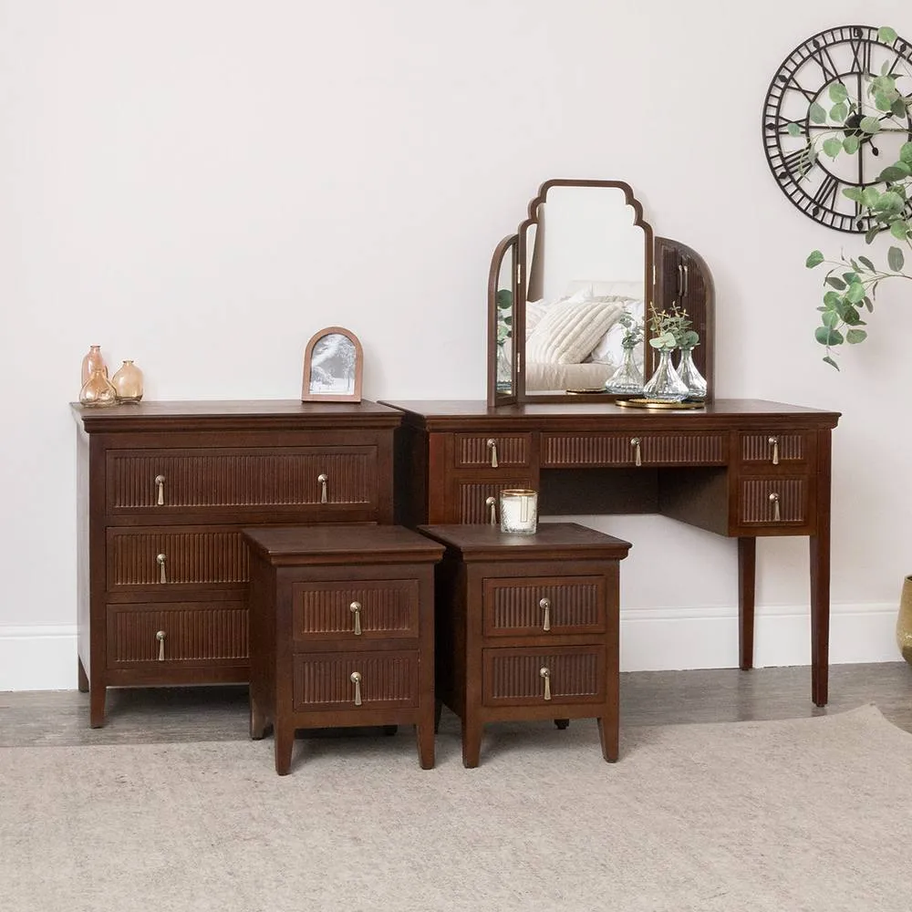 Melody Maison Chest, Dressing Table, Mirror & Pair of Bedsides - Georgian Range in Dark Brown