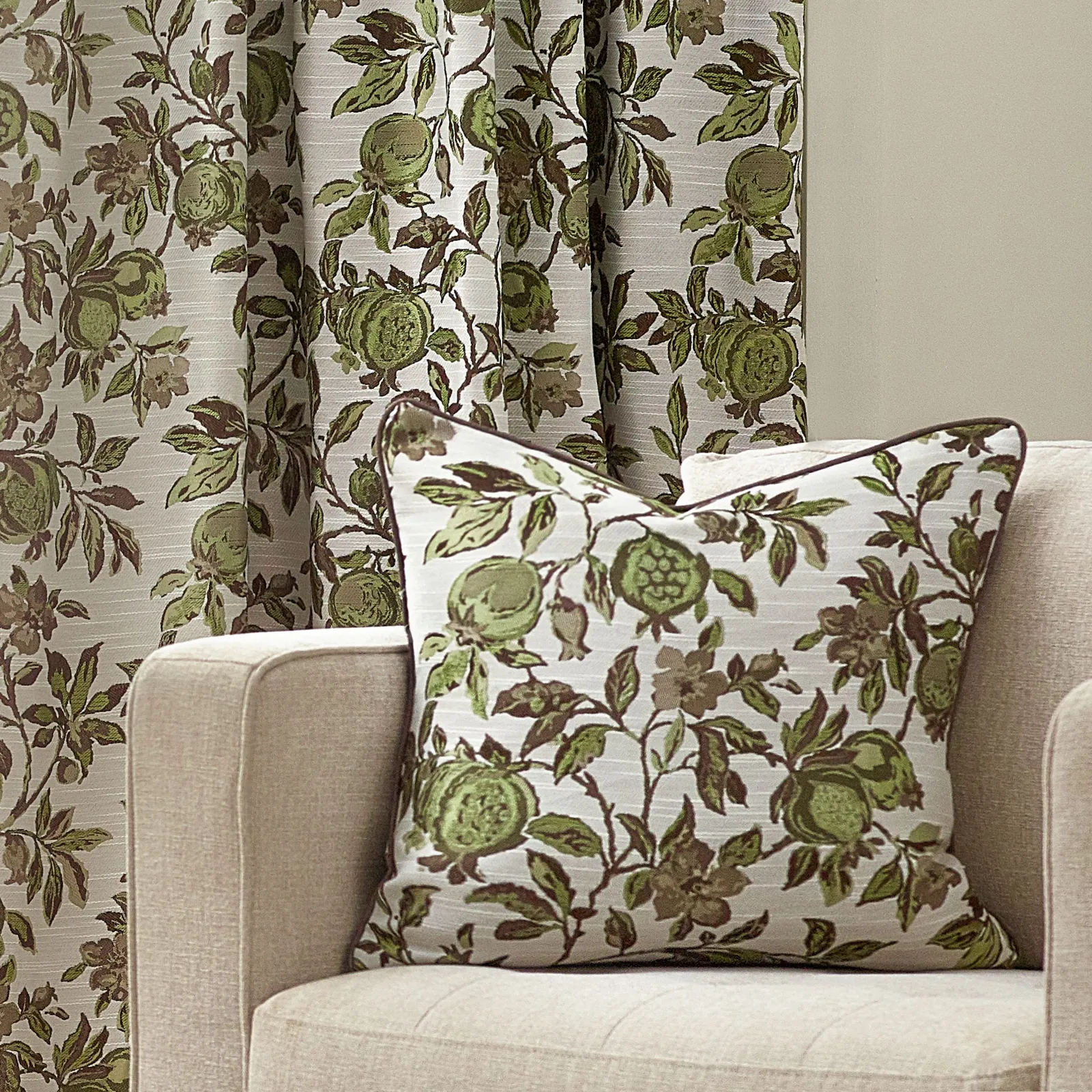 Wylder Pomegranate Jacquard Piped Polyester Filled Cushion in Green