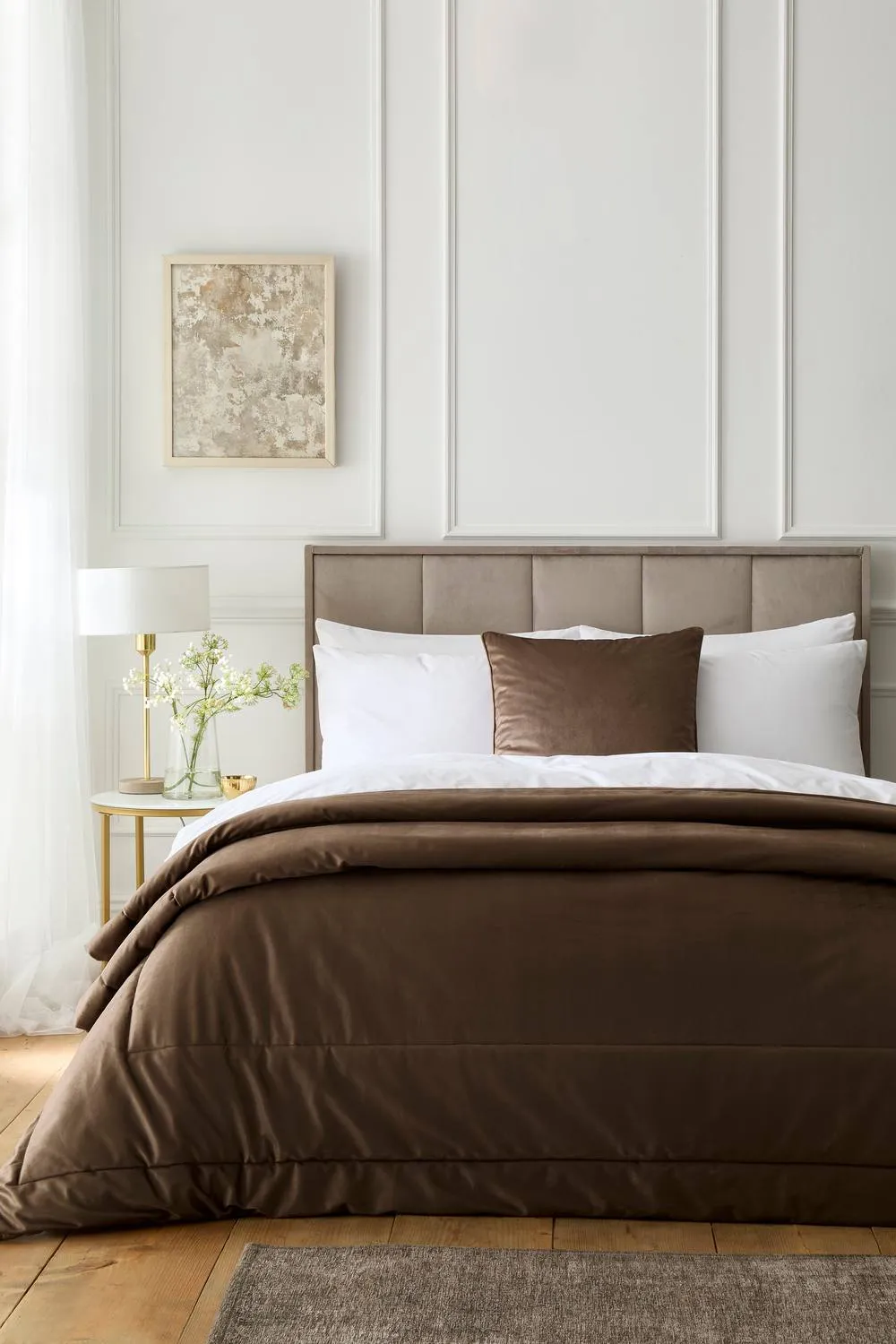 Appletree 'Harlan' Velvet Bedspread in Chocolate 2