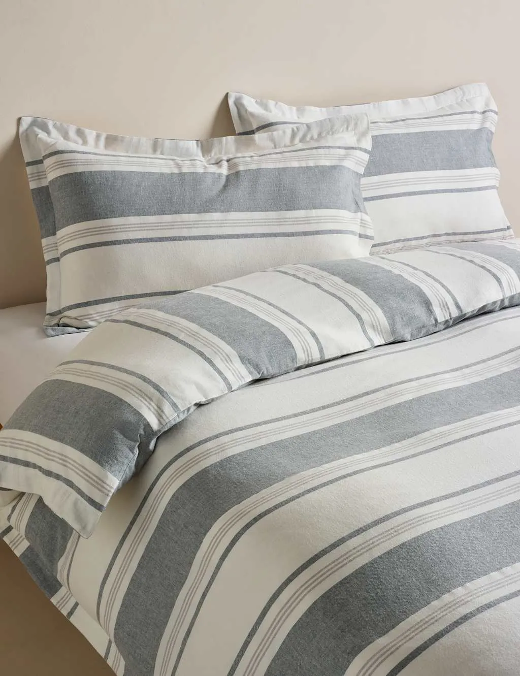 M&S Brushed Cotton Yarn Dye Bedding Set Marble