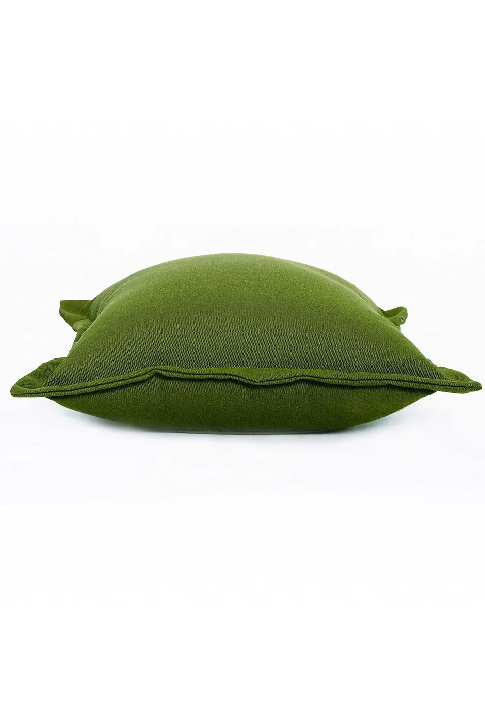 Homescapes Luxury Waterproof Plain Outdoor Cushion 45 x 45 cm, Set of 2 in Green 4