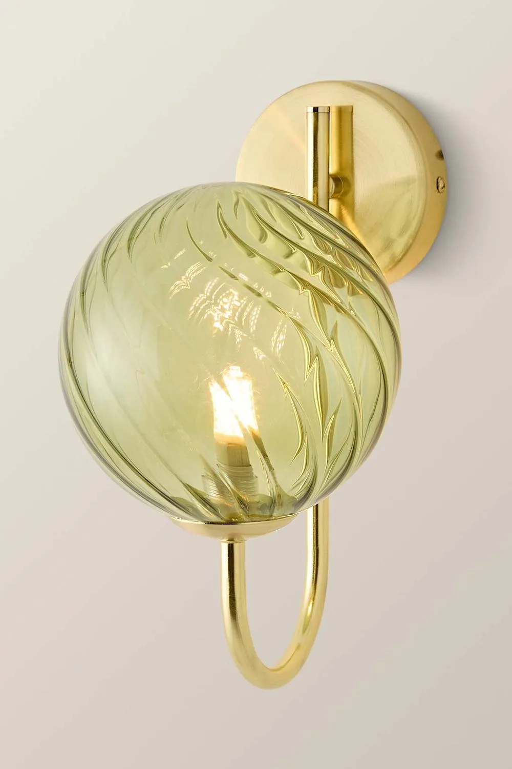 ValueLights Sydney Single Glass Swirl Shade Metal Wall Light Fitting in Gold 3
