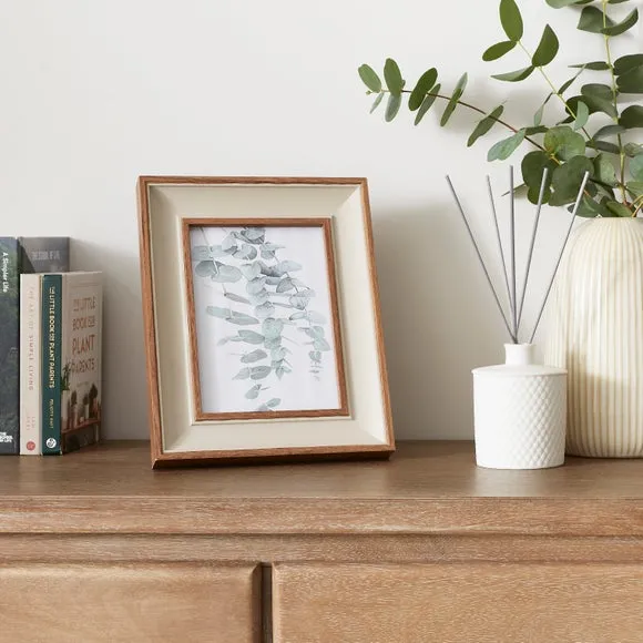Olney Photo Frame