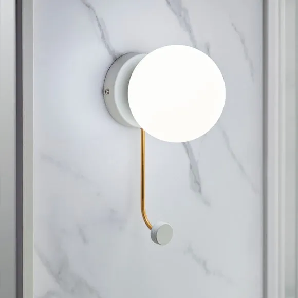 Modern Luxe Bathroom Wall Light 1