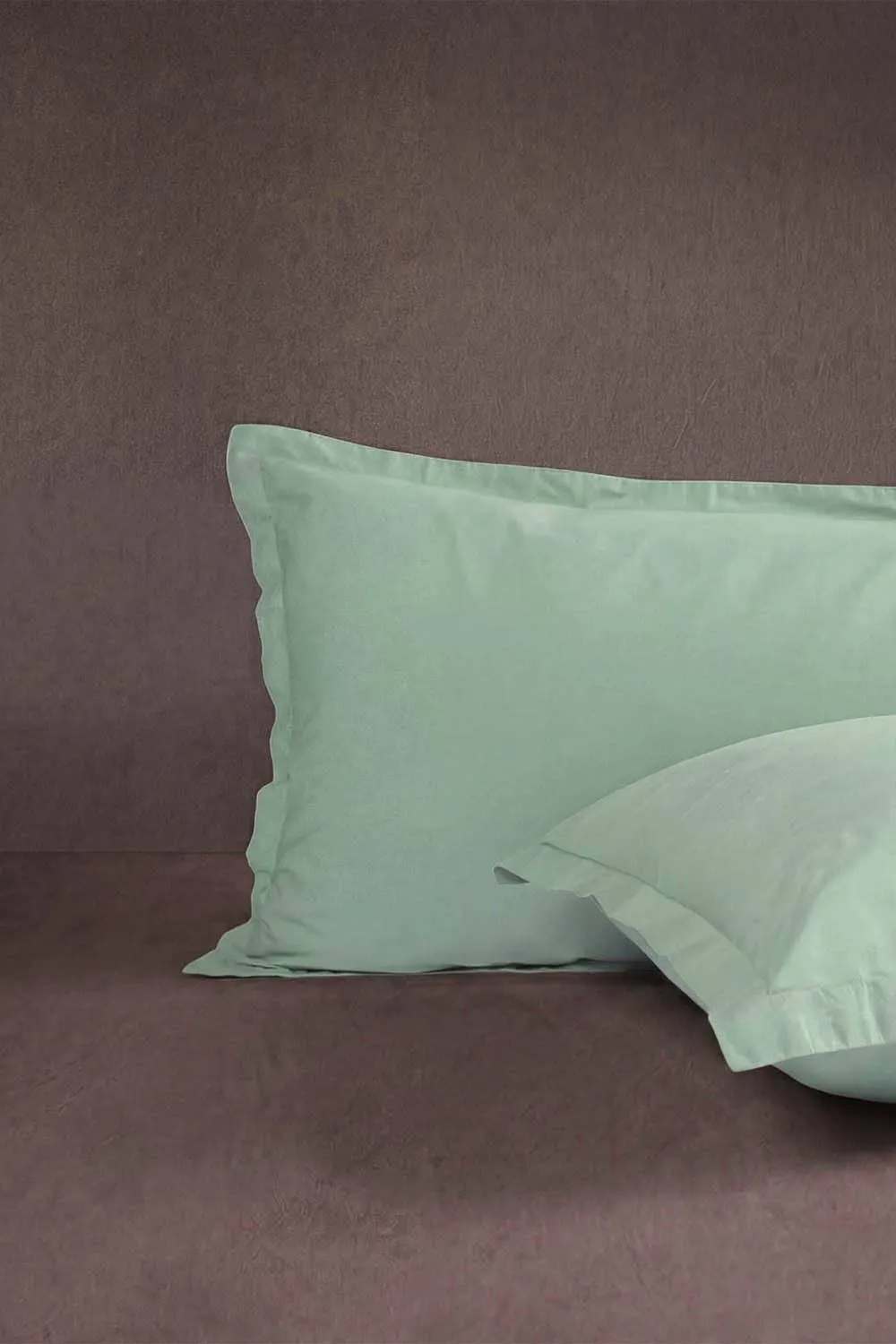 Martex Signature Washed Cotton Oxford Pillowcase Pair - Quiet Moss in Green