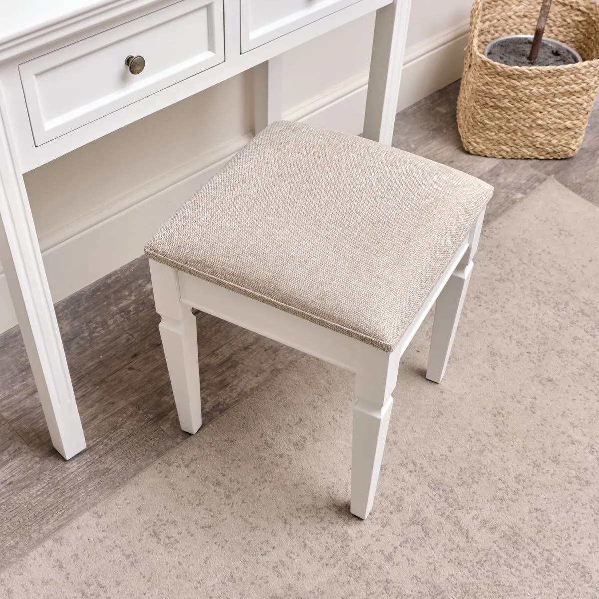 Melody Maison White Cushioned Dressing Table Stool - Daventry White Range 3