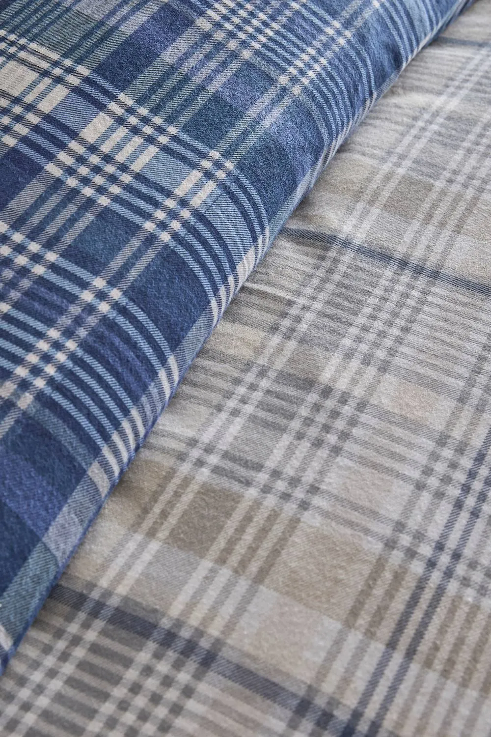 Dreams & Drapes 'Bennet Check' Brushed Cotton Duvet Cover Set in Navy 3