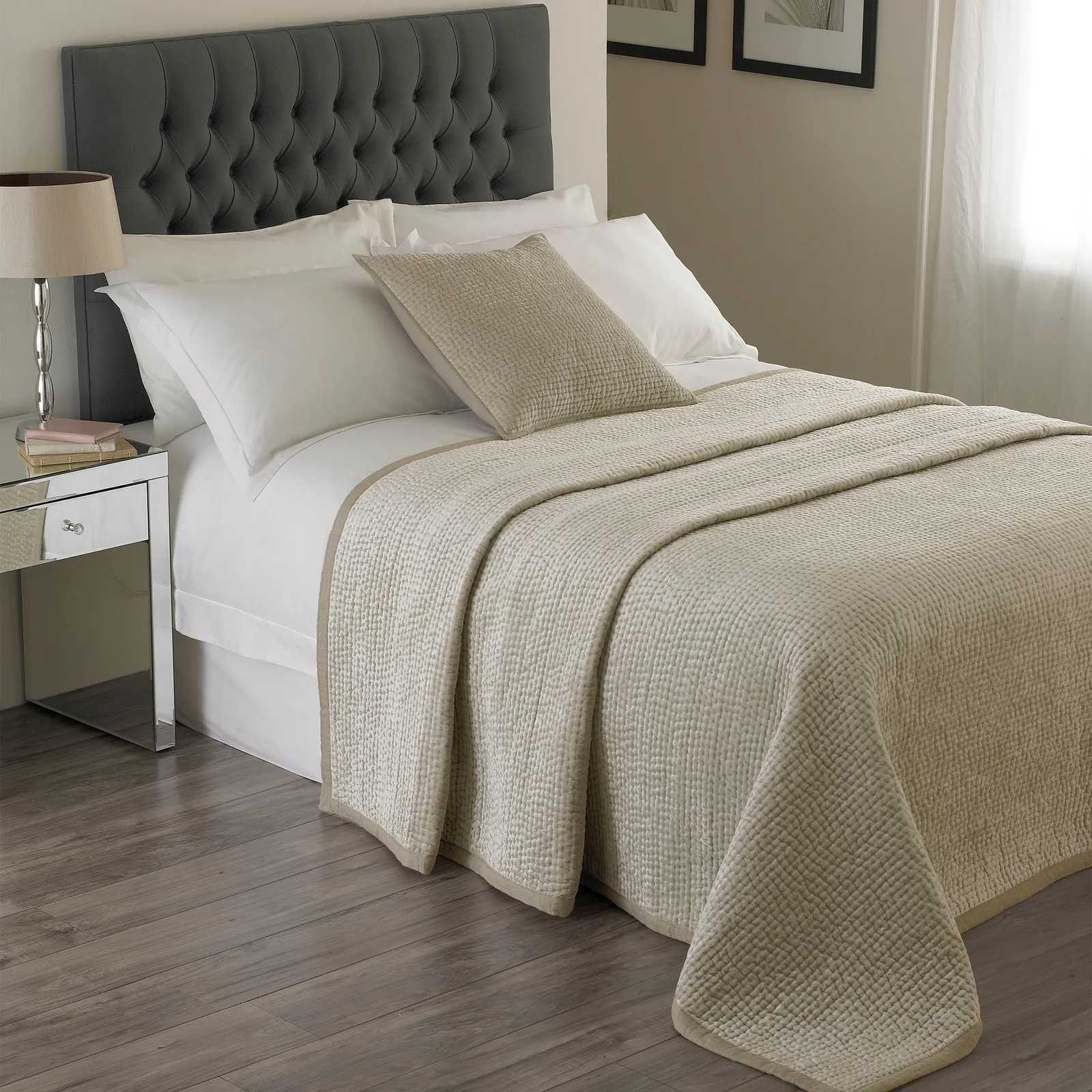 Paoletti Brooklands Quilted Bedspread in Gold 1