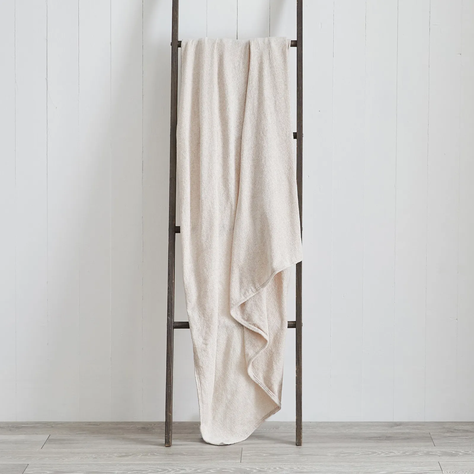 Chenille Cream Throw Cream