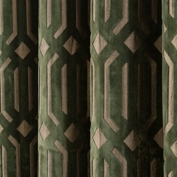 Luxe Deco Cut Velvet Eyelet Curtains 3