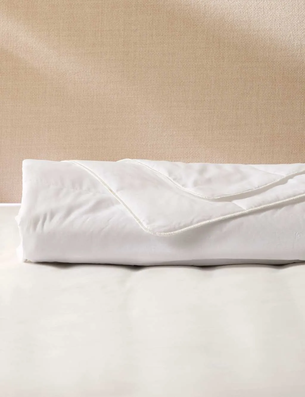 M&S Comfortably Stay Cool 1 Tog Duvet White