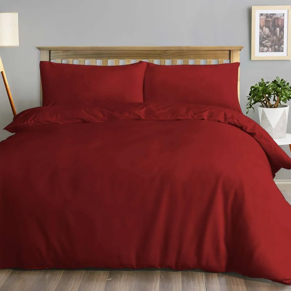 Smart Living Luxury Easy Care Polycotton Duvet Cover With Pillowcases in Red