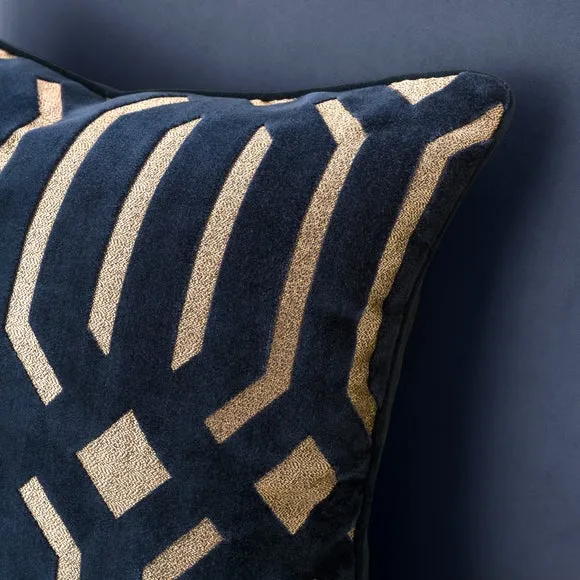 Luxe Deco Cut Velvet Cushion 2