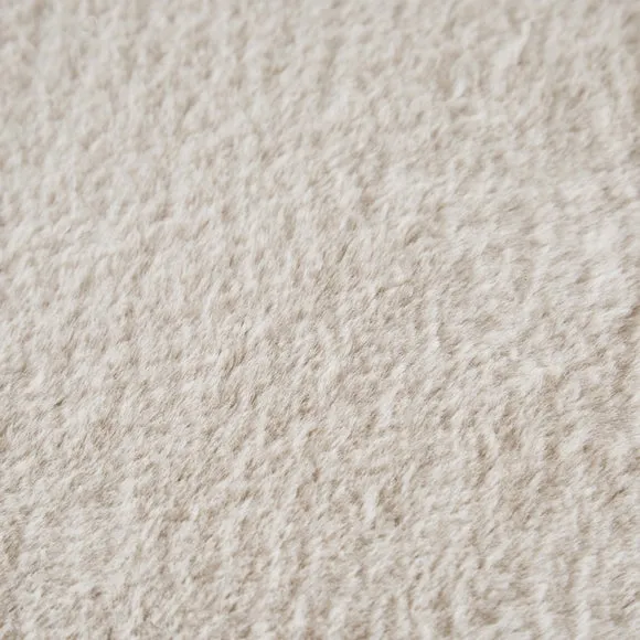 Millie Faux Fur Snuggle Chair 6