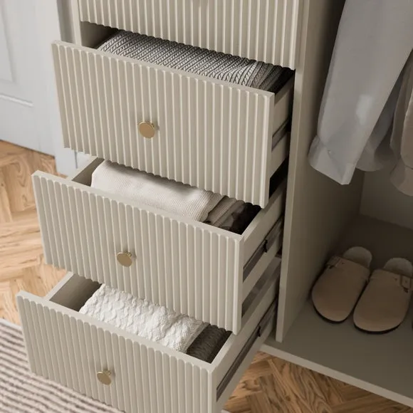 Georgi 4 Drawer Small Wardrobe 3