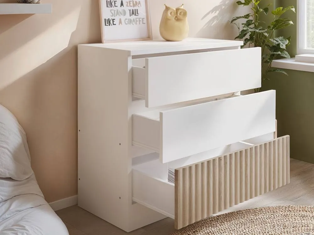 Flair Luca Ribbed 3 Drawer Chest in Light Oak 2