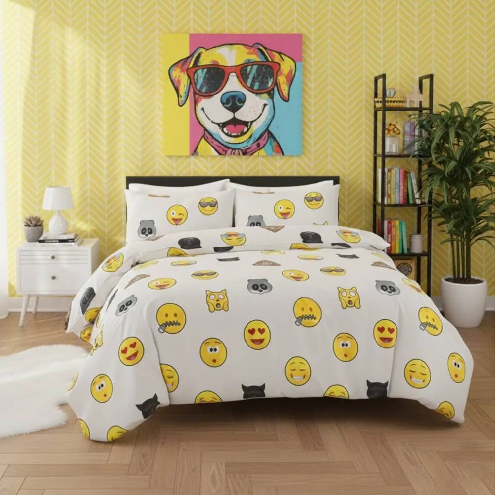 Snug City Emoji Print Duvet Cover Set Cool Playful Bedding with Pillowcases in White