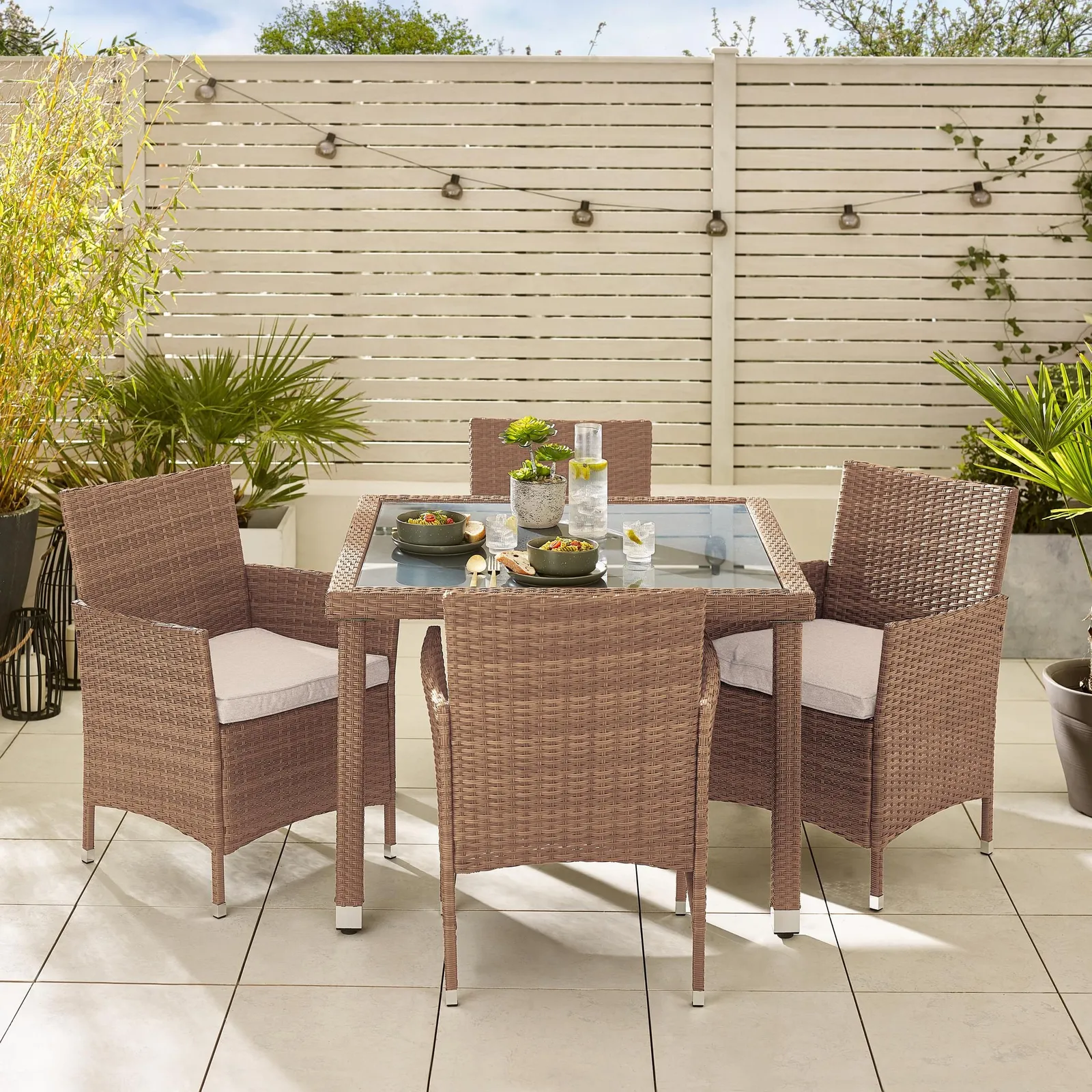 FurnitureboxUK Barbados Rattan Outdoor Garden Dining Set, PE Rattan & Cushions, 4 Chairs 1 Square Glass Top Outdoor Table in Light Brown 2