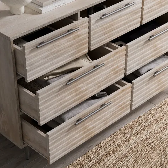 Bryant 7 Drawer Chest 4