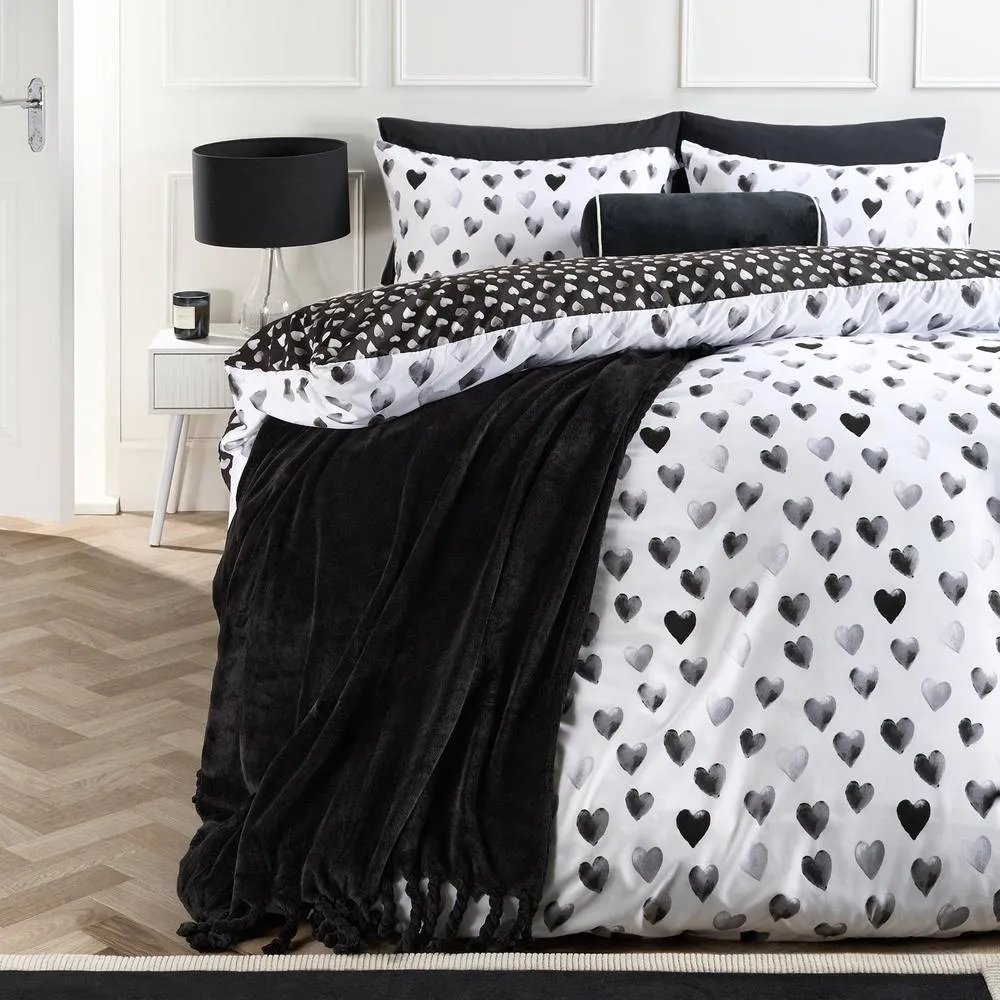 OHS Watercolour Hearts Duvet Cover Set Microfibre Bedding with Pillowcase in Black