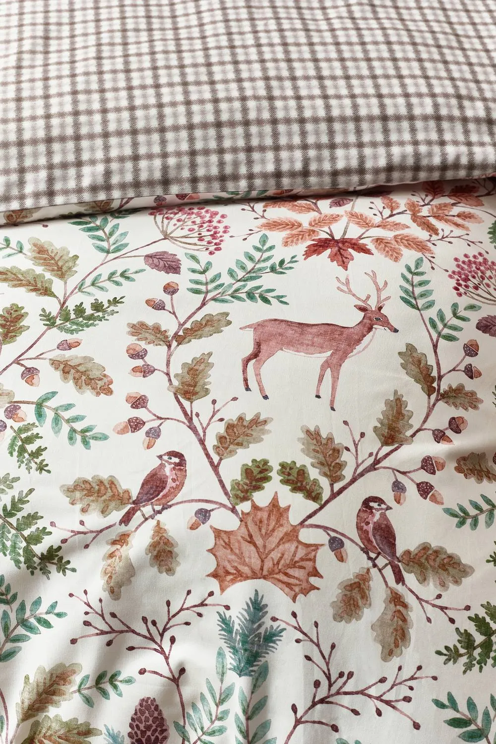 Catherine Lansfield Woodland Stag So Soft Reversible Duvet Cover Set in Cream 4