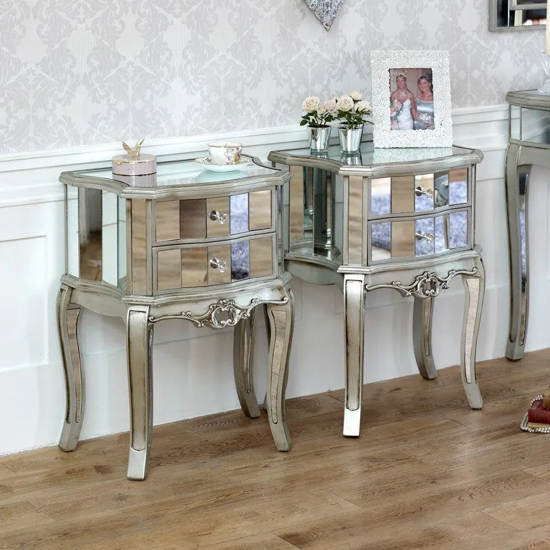 Melody Maison Bedroom Furniture, Silver Mirrored Chest Of Drawers & Pair Of Bedside Tables - Tiffany Range in Metallic Silver 6
