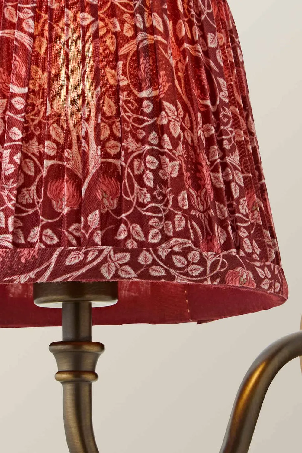 ValueLights Lowe Pair Floral Pleated Shade Metal Portable Rechargeable Wall Light in Red 4