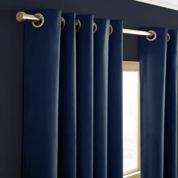 Luxe Velour Eyelet Curtains (Blackout Available) 1