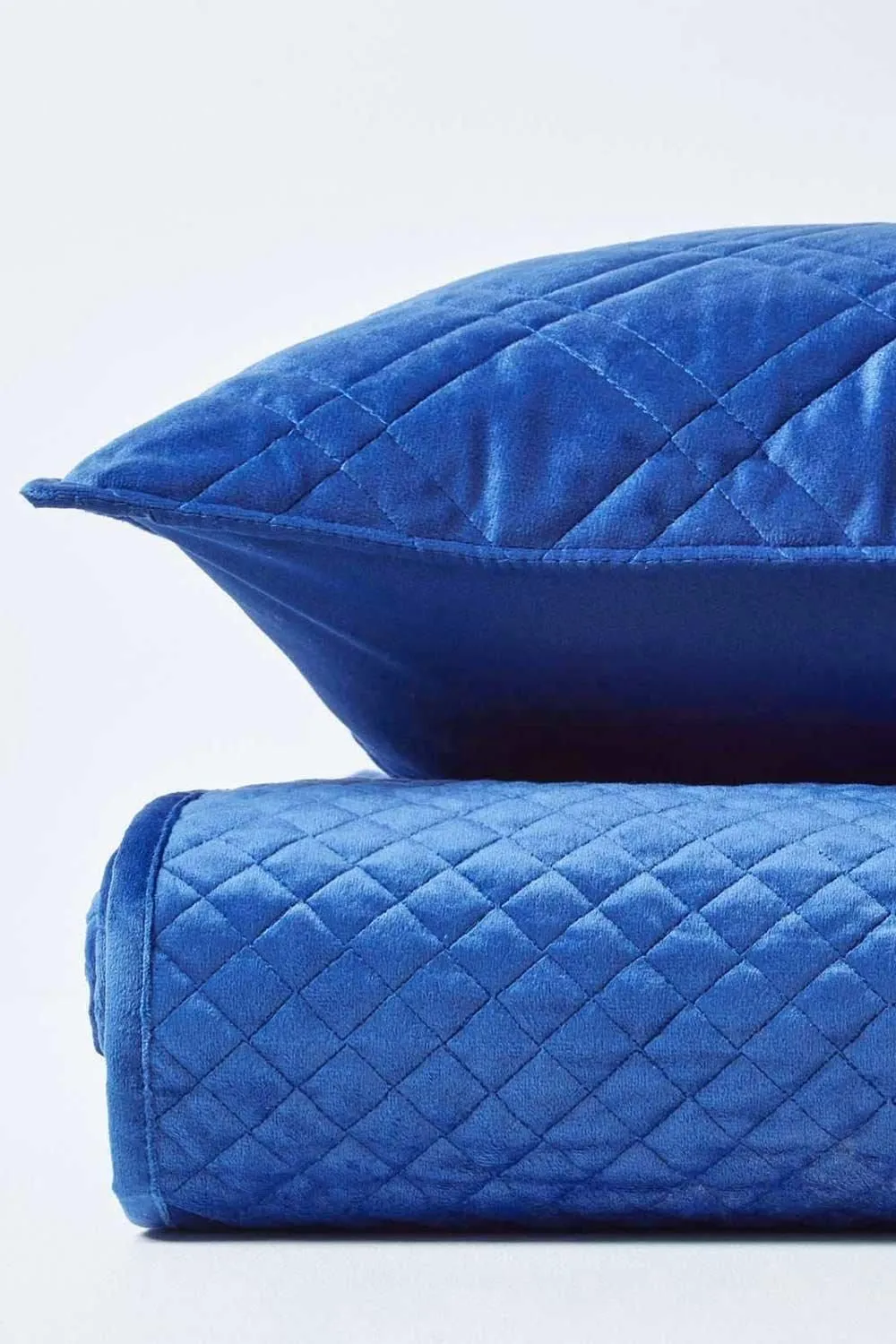 Homescapes Luxury Quilted Velvet Bedspread Geometric Pattern Throw in Navy 4