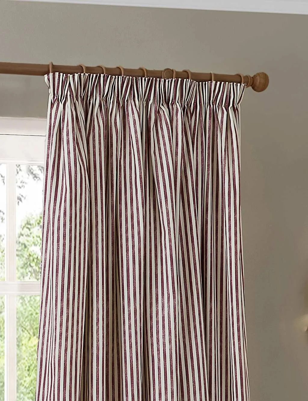 YARD Hebden Blackout Pencil Pleat Curtains Red Mix