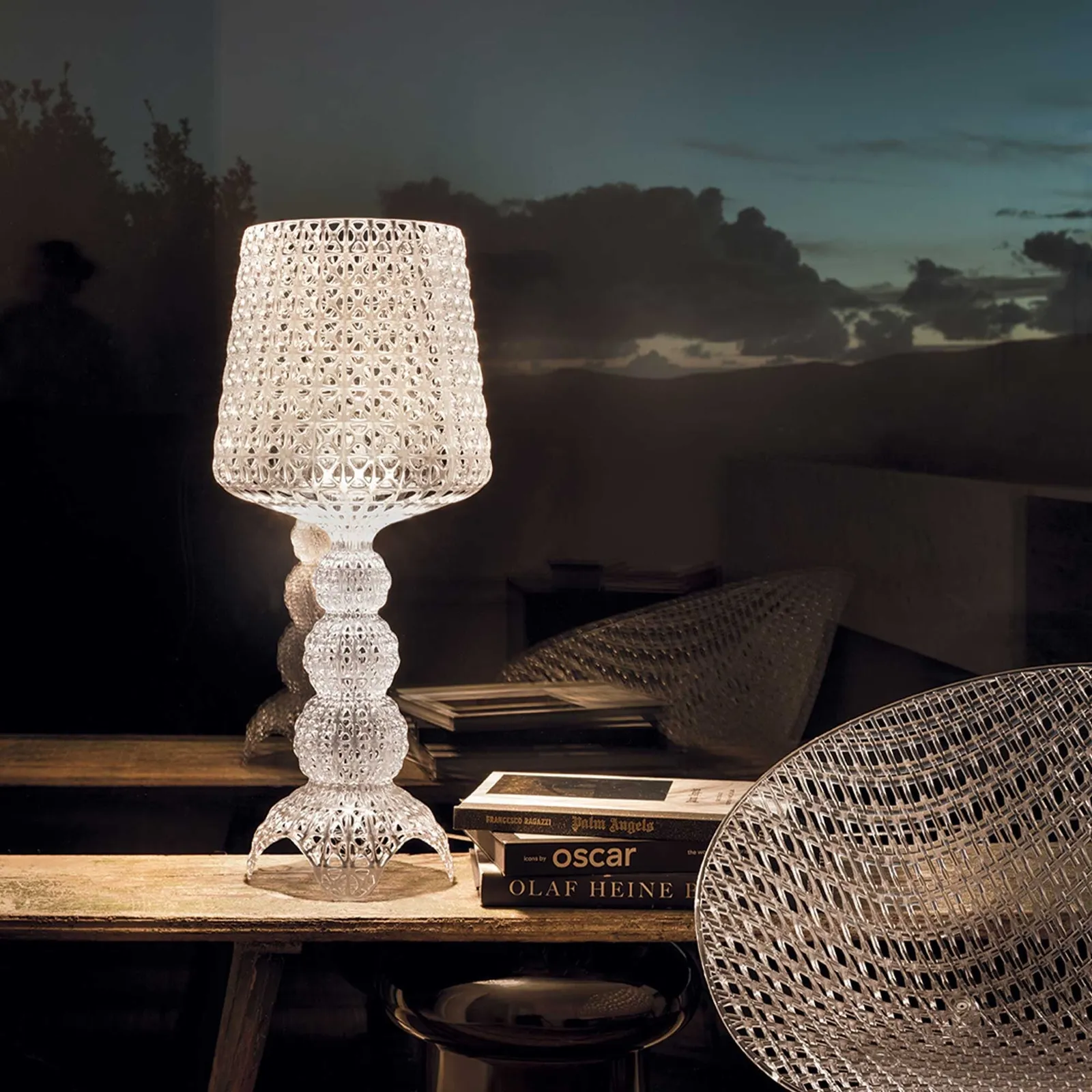Kartell Mini Kabuki Table Lamp 30X70 Crystal, Neutral | Barker & Stonehouse 4