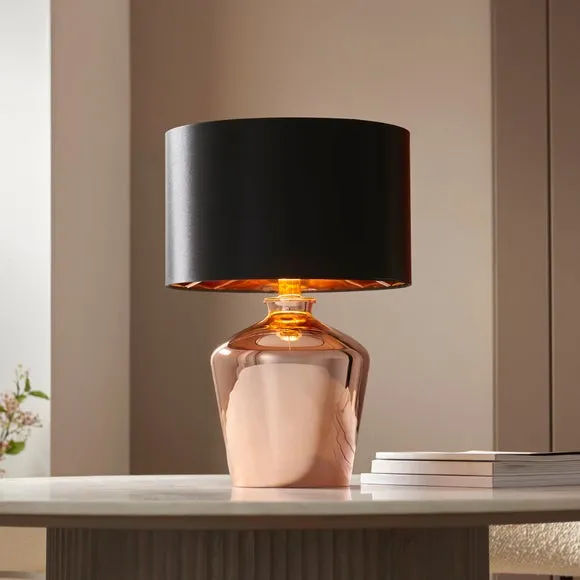 Vogue Courtland Table Lamp 3