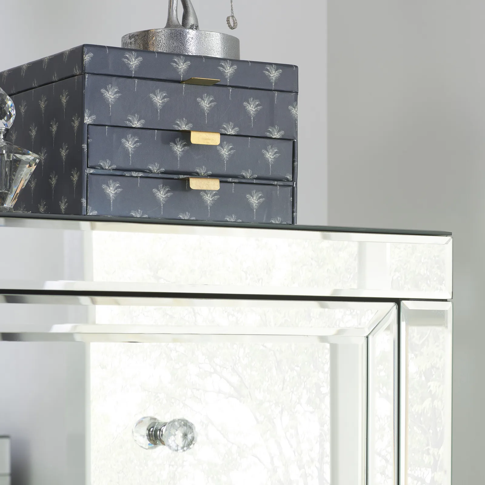 Birlea Valencia 5 Drawer Narrow Chest Mirrored in Silver 4