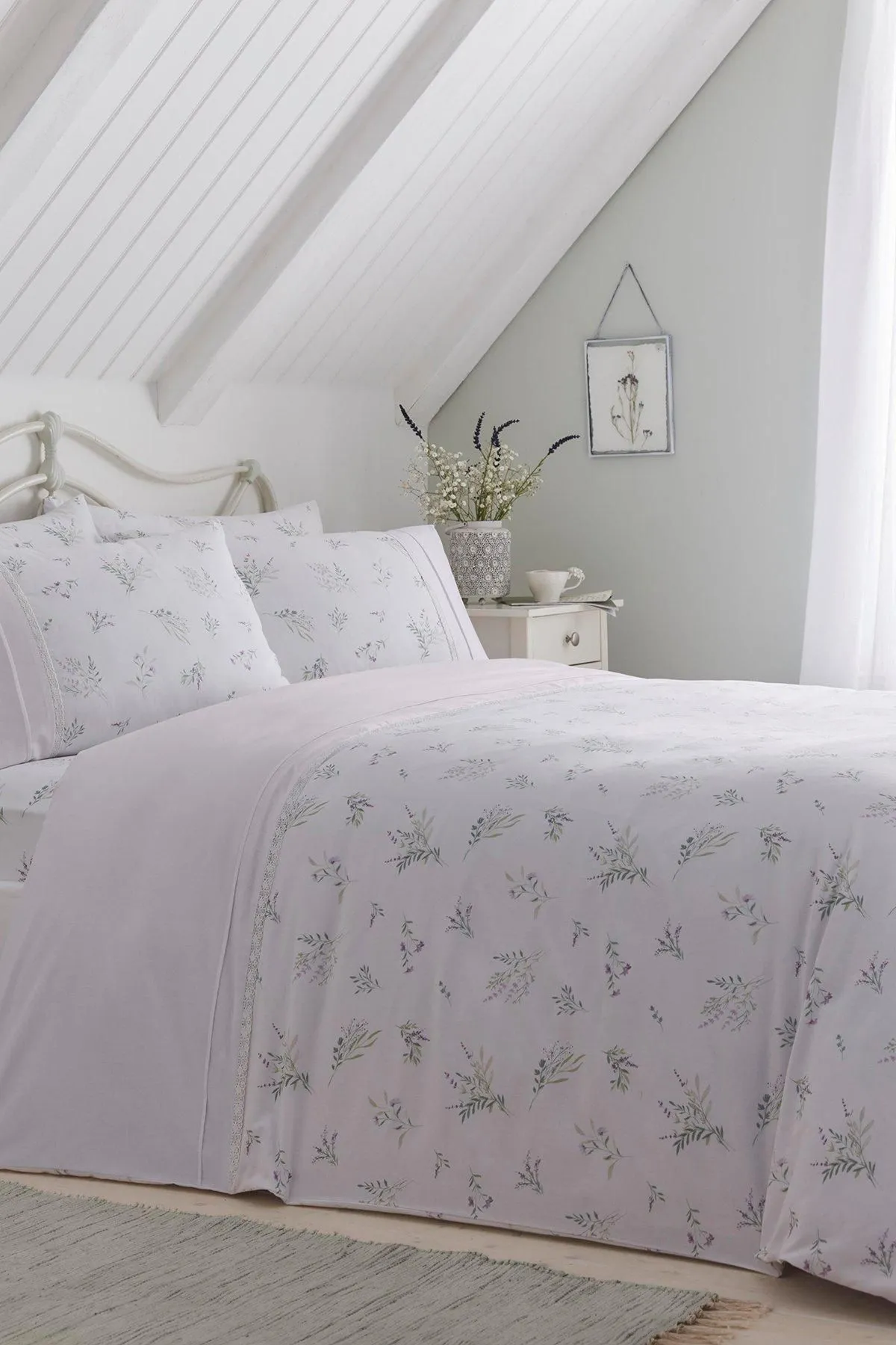 Dreams & Drapes 'Floral Sprig' Lace detail Duvet Cover Set in Lilac