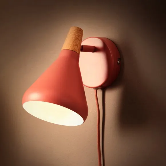 Wolston Plug In Wall Light 2