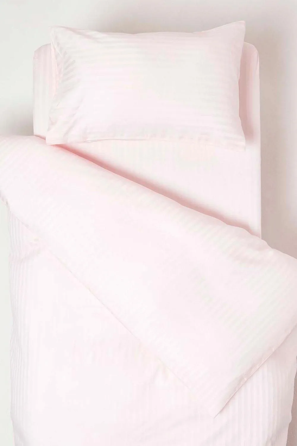 Homescapes Cotton Stripe Cot Bed Duvet Cover Set 330 Thread Count in Pink 1