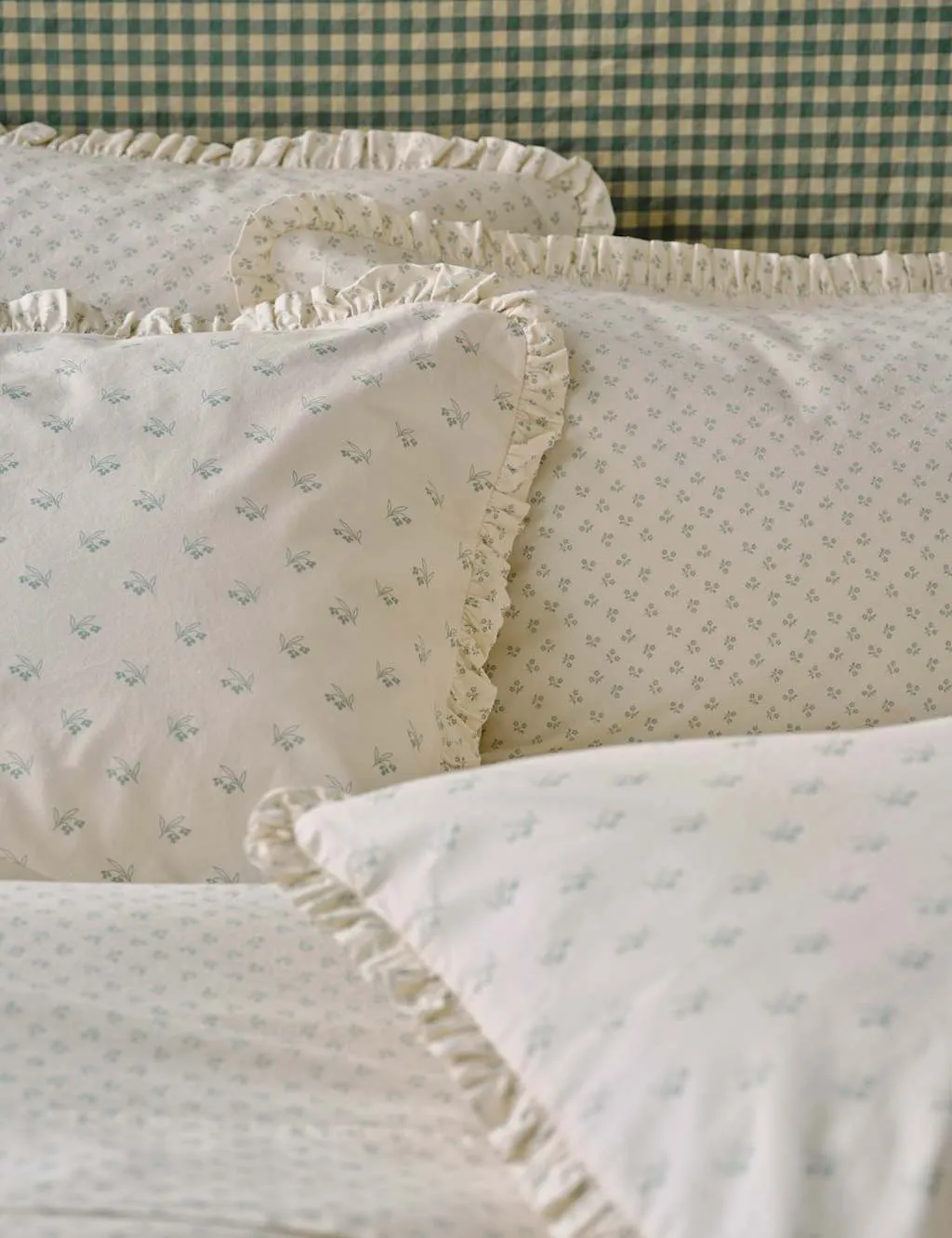 Piglet In Bed 2 Pack Washed Cotton Martha Pillowcases Green Mix
