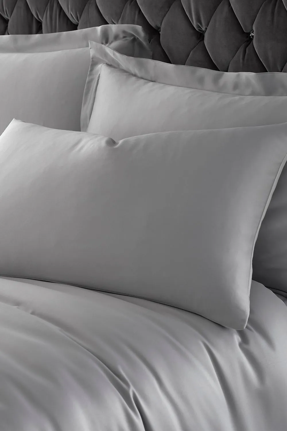 Catherine Lansfield 'Silky Soft Satin' Standard Pillowcase Pair in Silver