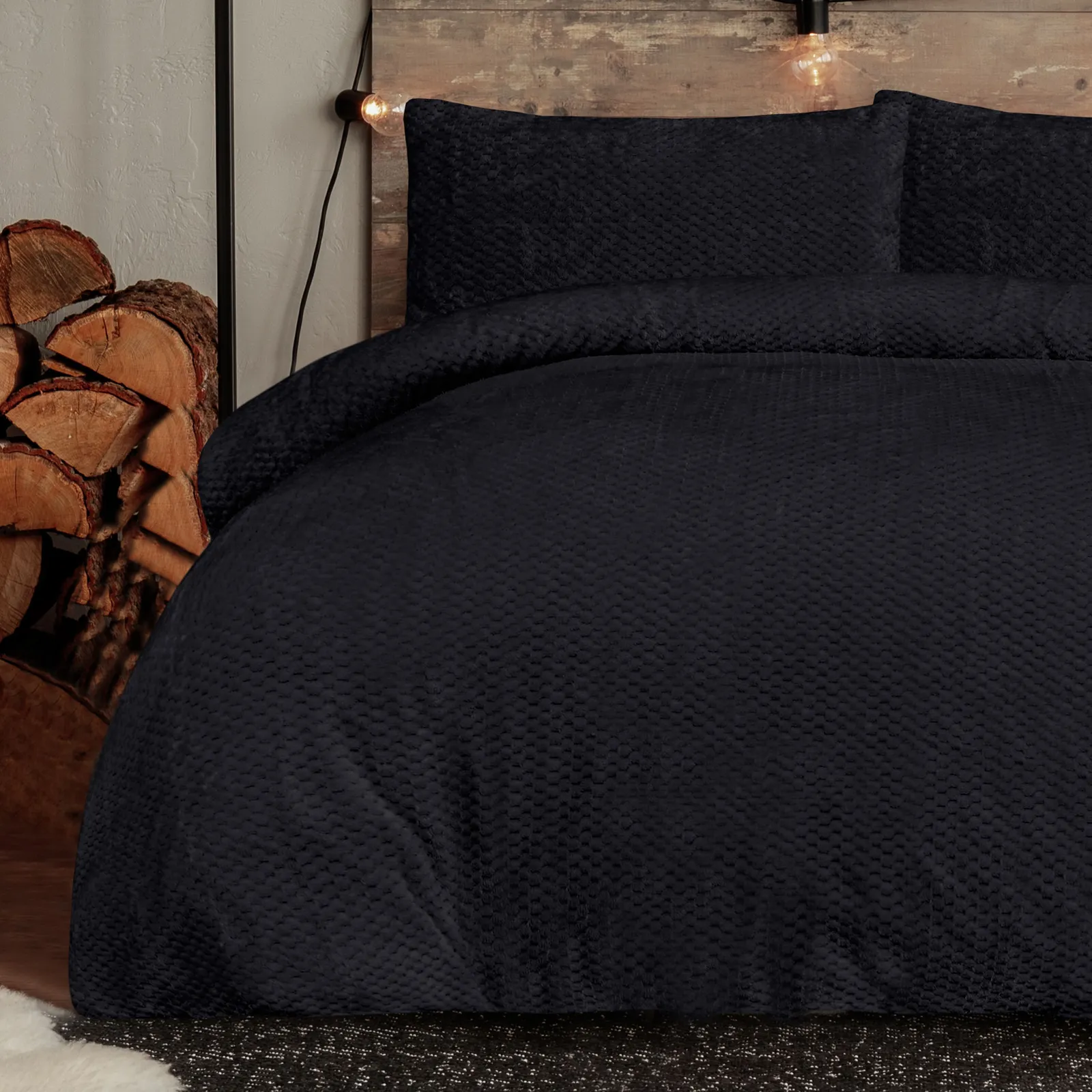 Smart Living Luxury Super Soft & Reversible Waffle Teddy Fleece Duvet Set in Black 2