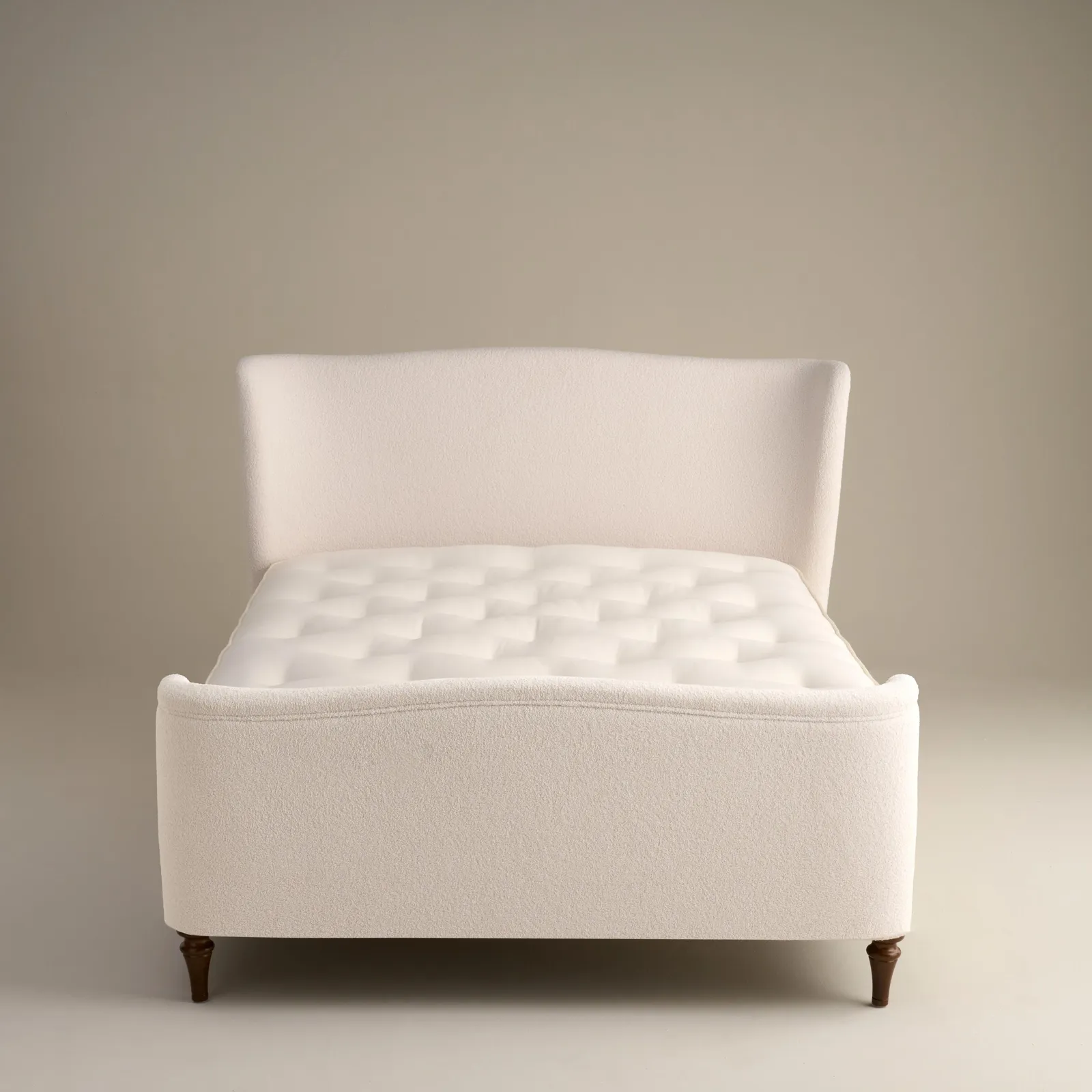 Charlotte Bed, King - Boucle