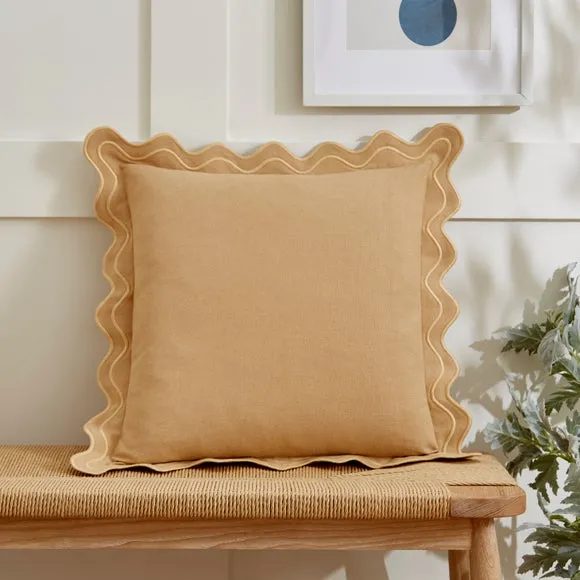 Scalloped Edge Square Cushion 1