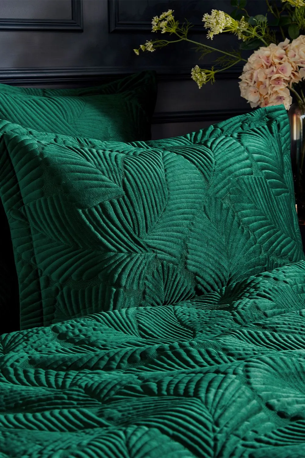 Paoletti Palmeria Quilted Velvet Pillowcase in Emerald